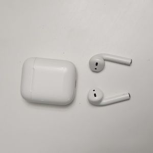 Apple AirPods 2nd Generation With Charging Case